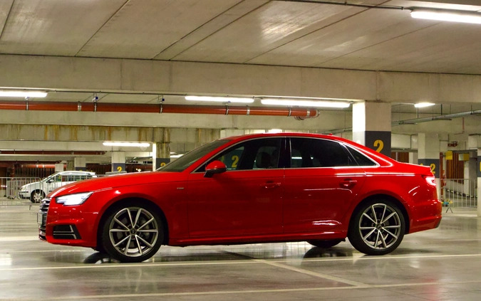 Audi A4 cena 94900 przebieg: 112794, rok produkcji 2017 z Gdańsk małe 742